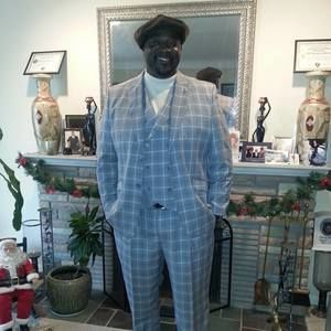 Meet your Posher, Gregory